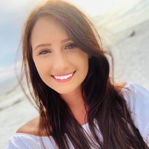 Meet your Posher, Brianna